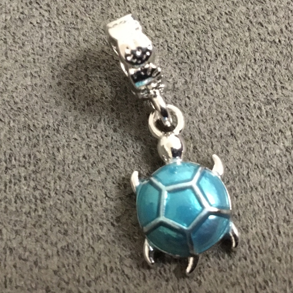 $5🔥 Blue Sea Turtle Dangle Charm
